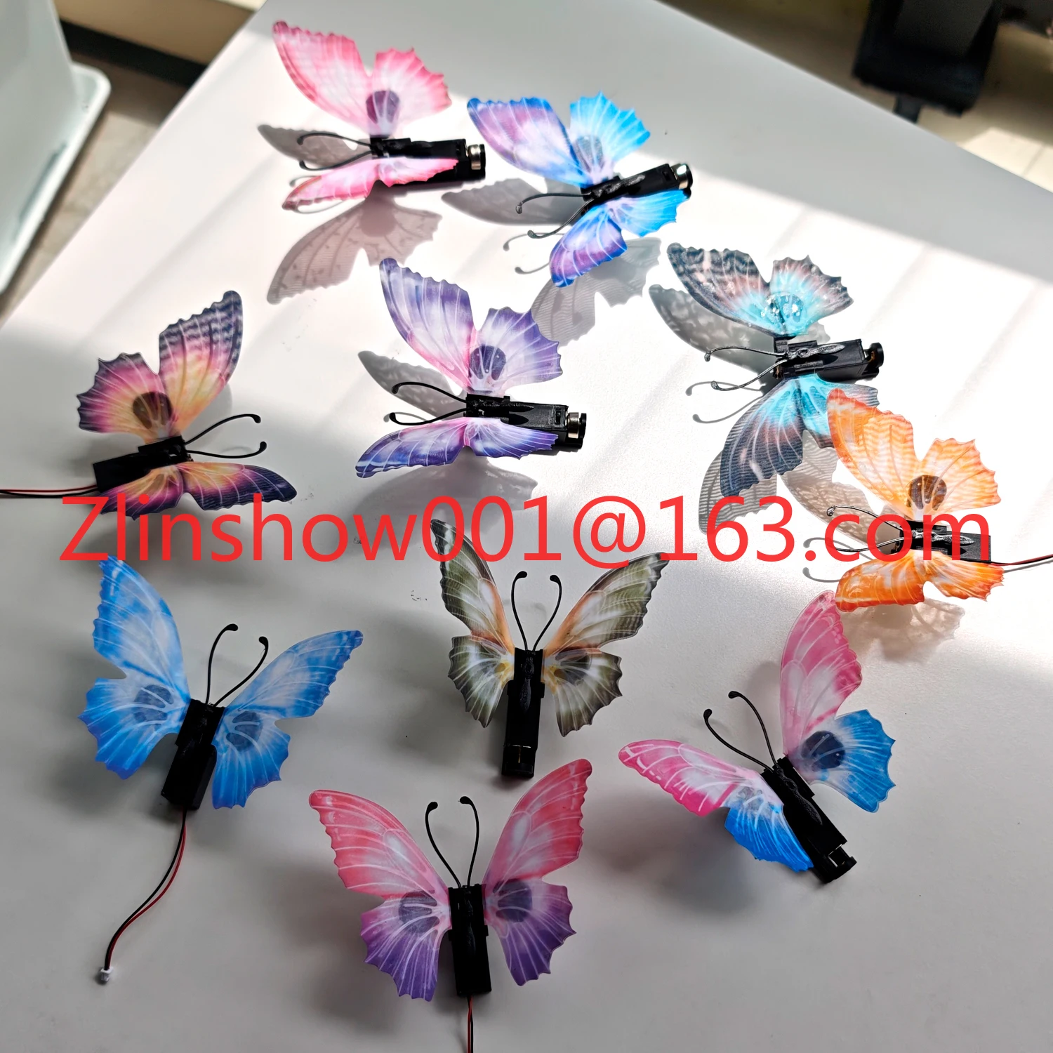 Electric butterfly automatic opening and closing device, wing fanning device, DIY jewelry for butterfly specimens