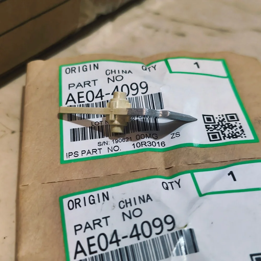 

35pcs. AE044099 AE04-4099 Upper Fuser Separation Claw PICKER FINGER for Ricoh MP4000 MP4001 MP4002 MP5000 MP5001 MP5002 4002SP