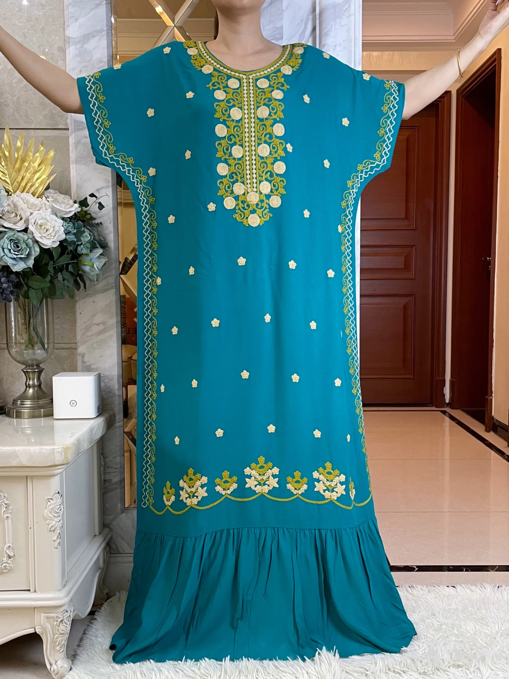 Nuovi abiti estivi in cotone con orlo grande manica corta ricamo africano Dashiki Abaya caftano elegante Lady Dubai Maxi Casual