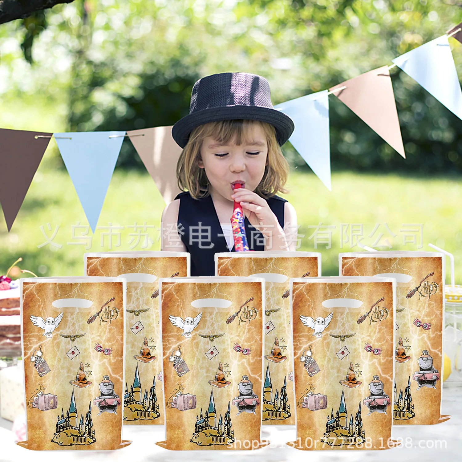 New Harry Potter themed party gift bag, children's birthday party candy storage, castle, magic hat pattern decoration view 4