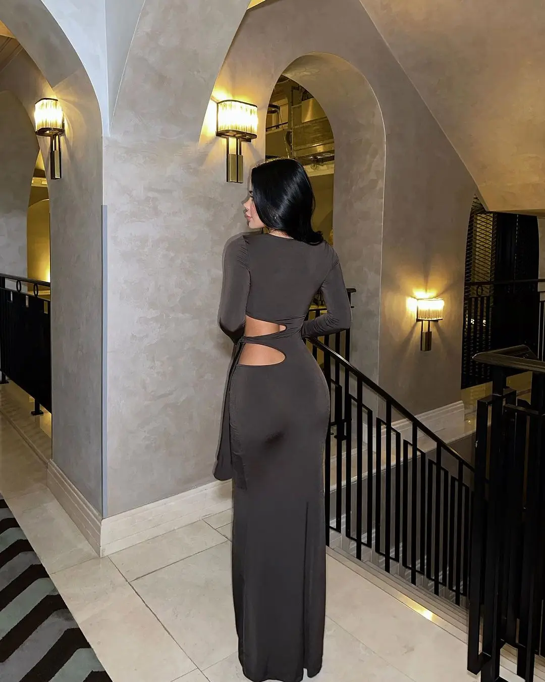 Kryptograficzna elegancka modna seksowna strona wycięta sukienka Maxi z długim rękawem sukienki bandażowe typu Bodycon krawat detale suknia wiosenne