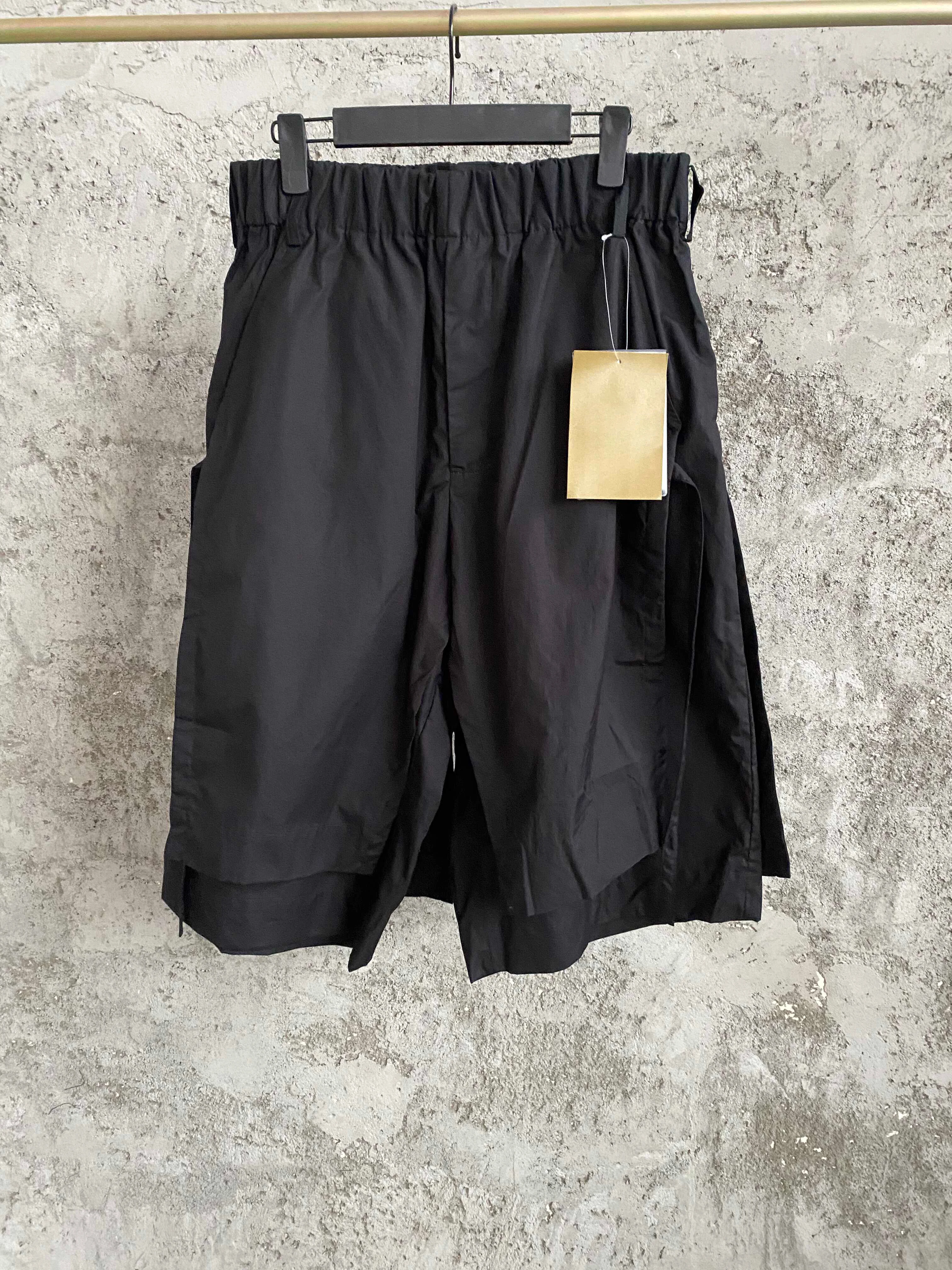 

TOP-YAMAMOTO original design sense, unique and elegant, three-dimensional cut wide-leg casual kendo pants