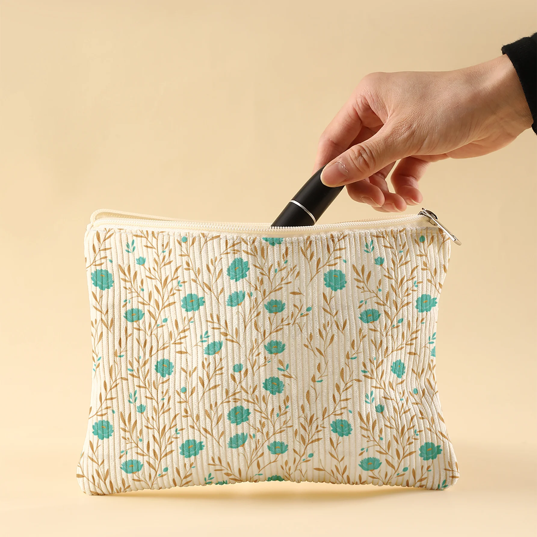Corduroy Makeup Bag Suitable for Foundation/Eye Shadow Palettes & Lipstick Holder, Smooth Zipper Closure with Corduroy Texture