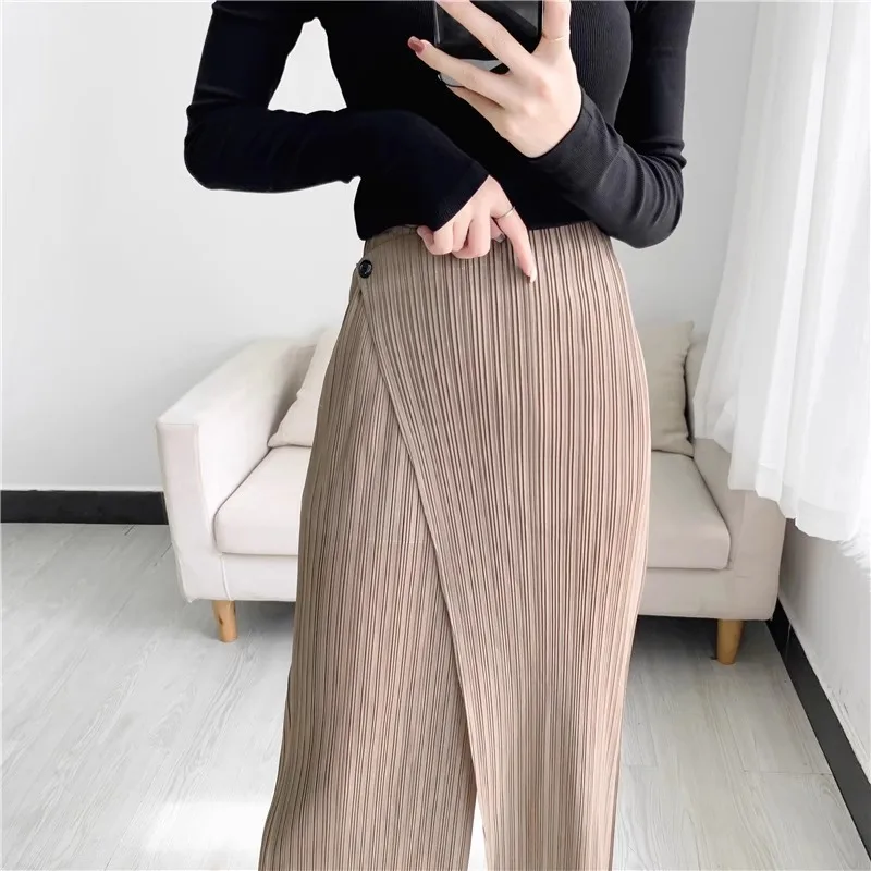 Miyake Style Women Pleated Solid Color Ankle-length Pants Elastic Waist Wide Leg Straight Female Trsouser Loose 2025 Summer