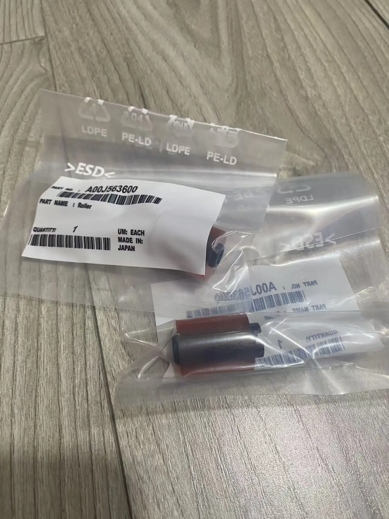 100PCS A00J563600 363 223 283 423 652 Pickup Roller for Konica Minolta C253 C353 C220 C280 C360 C451 C650 C452 C552 C652 C224