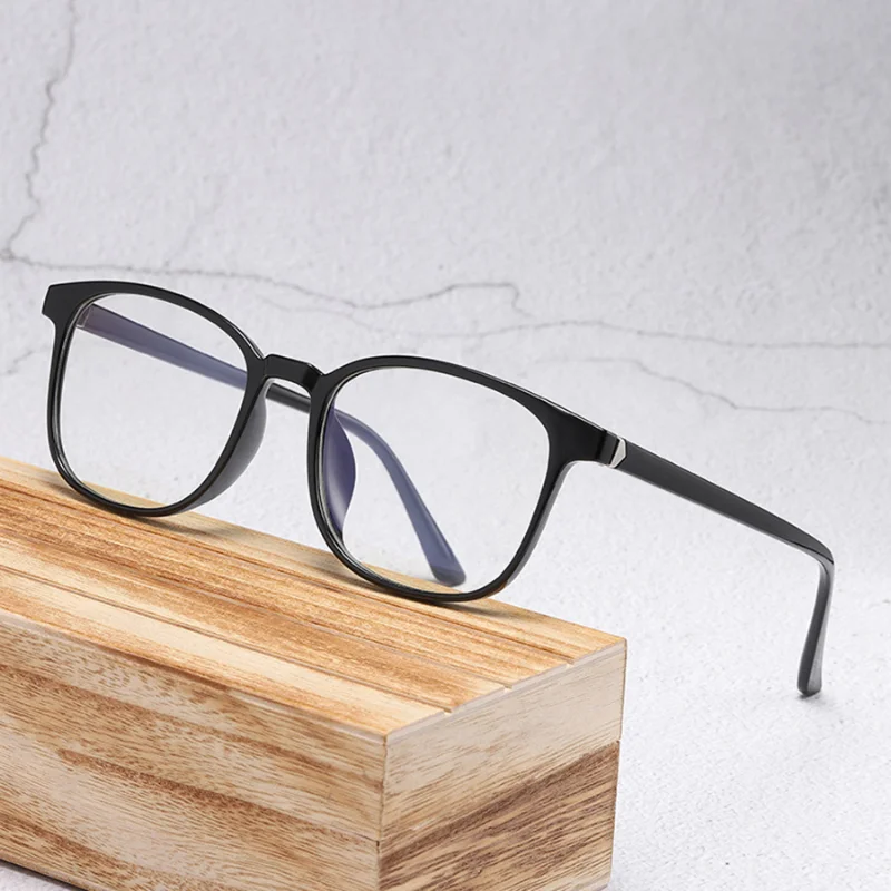 

2024 Ultra Light High-definition Plain Glasses New Fashionable Large Frame Classic Glasses Transparent Computer Eyeglasses