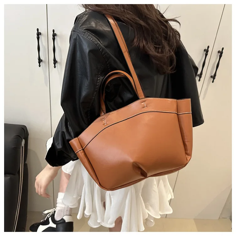 1 Stück Spezialtasche für Damen, große Kapazität, modische Joker-Umhängetasche, neue tragbare Handtasche für Pendler. – Detail 29