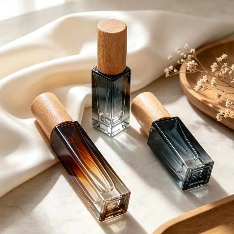 Bouteilles rechargeables avec couvercles en bois, 5/10ml, flacon de parfum vide, flacon de parfum en verre rechargeable, mini conteneur de pulvérisation cosmétique, 3 pièces