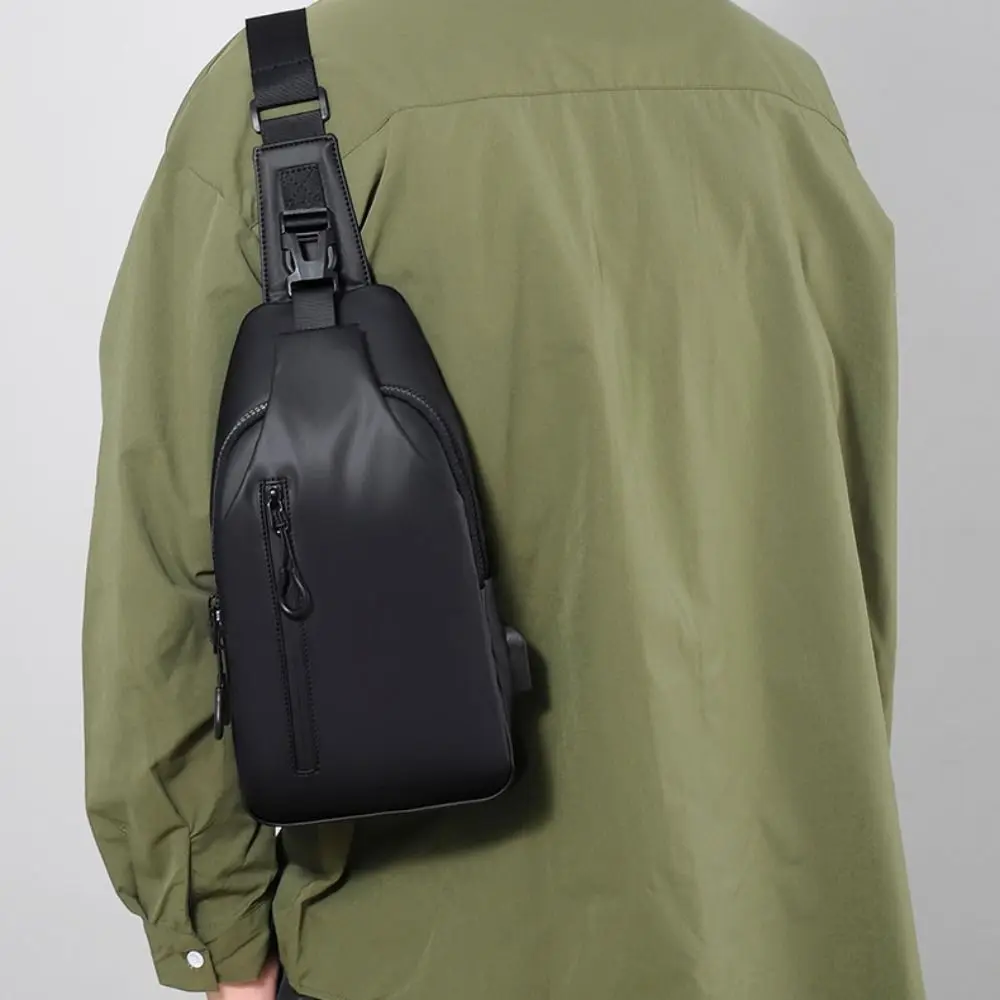 

Multi-functional Men's Chest Bag Large Capacity Adjustable Strap Outdoor Crossbody Bag Usb Charging Oxford Cloth