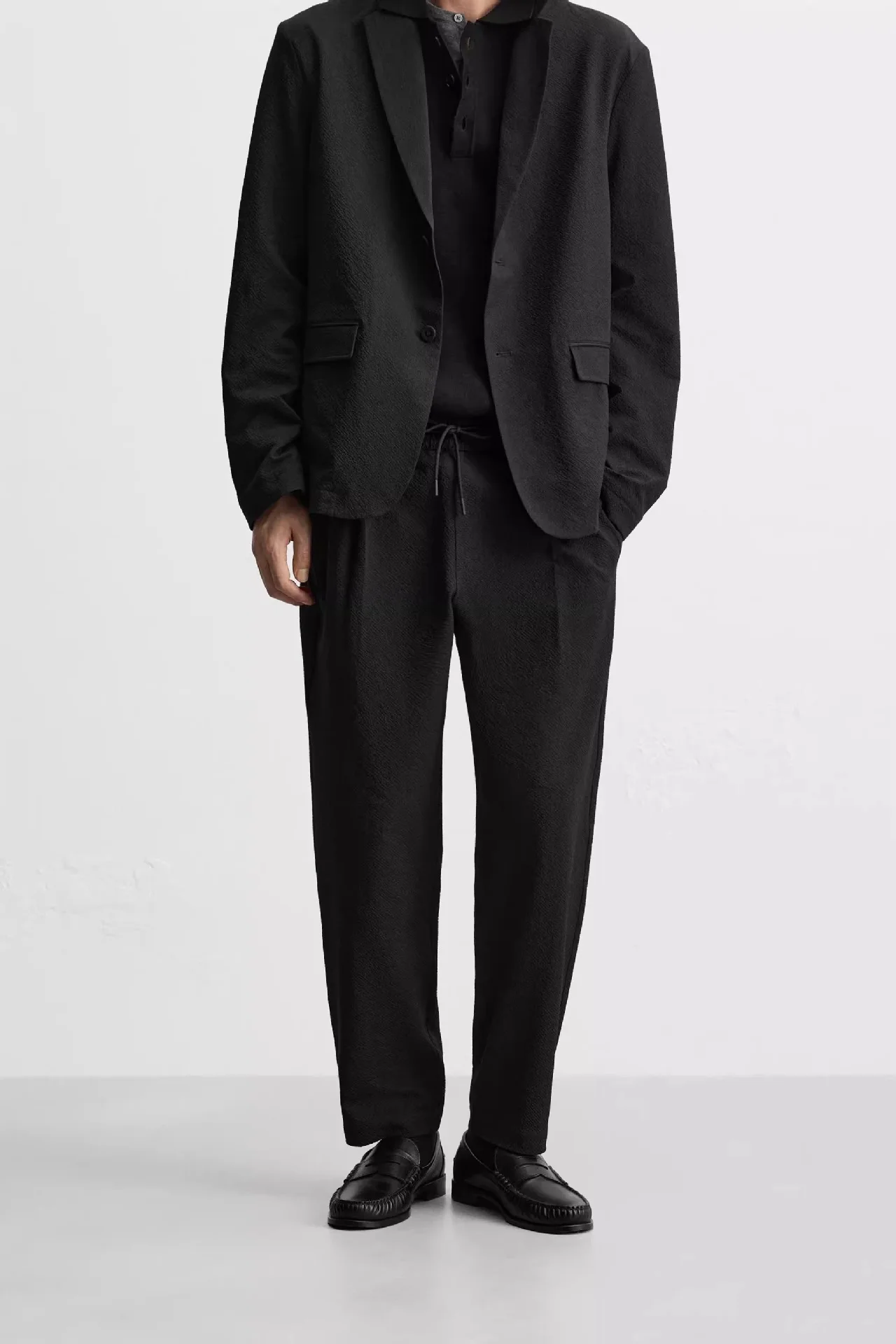 2025 Fashion Men's Loose Elastic Waist Foam Yarn Commuter Fold Pants