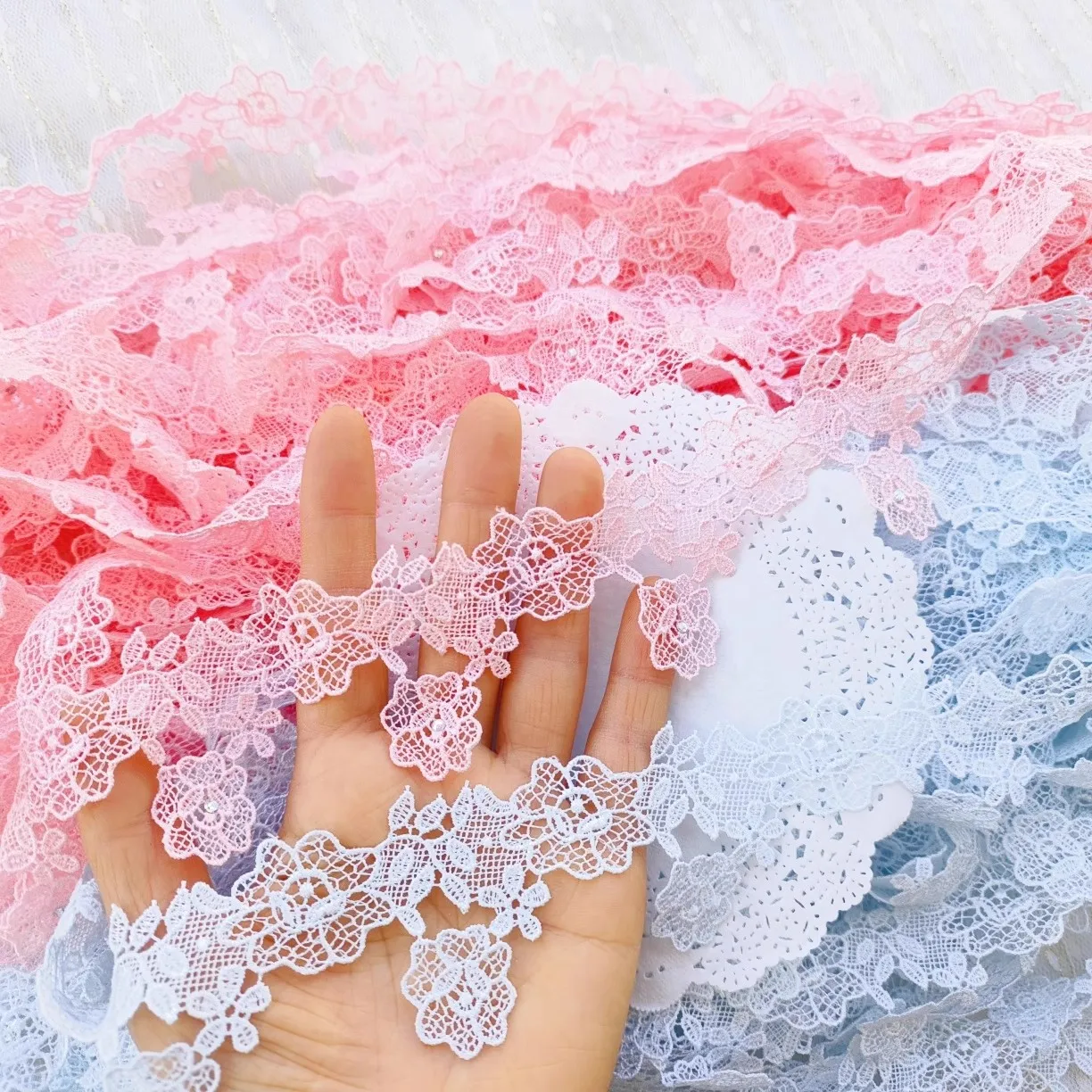 15Yards 3cm Width Shiny Blue Or Pink Hollow Flower Venise Diy Venice Lace Clothing Accessories Of Various Garment,Bra.Skirt