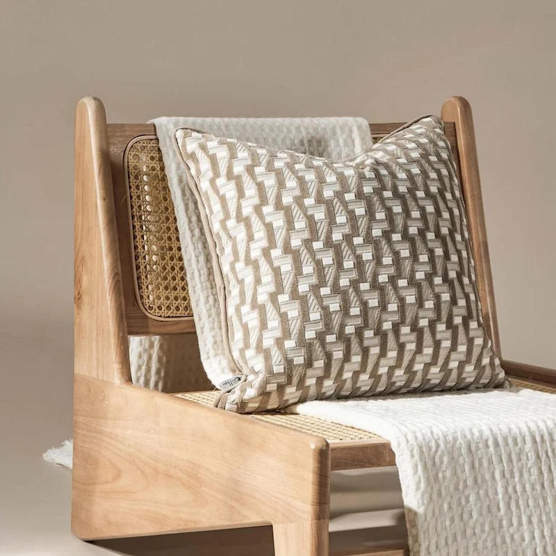Modern Brown Pillows Luxury Geometric Velvet Jacquard Cushion Case Square Decorative Pillow Cover For Sofa Chair Home Decoration