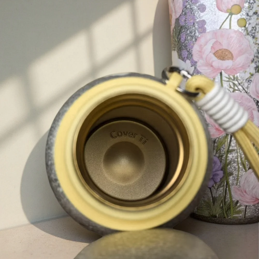 Flower Pattern Insulated Vaccum Thermal Water Bottle Titanium Tumbler Thermos For Tea Water Coffee Keep Drinks Hot And Cold