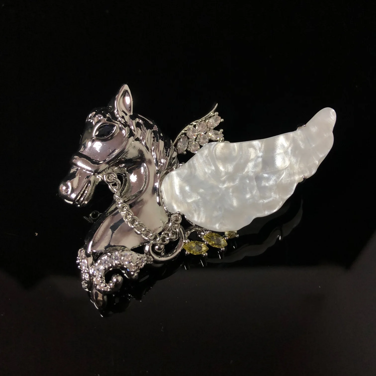 Horse brooch-AliExpress