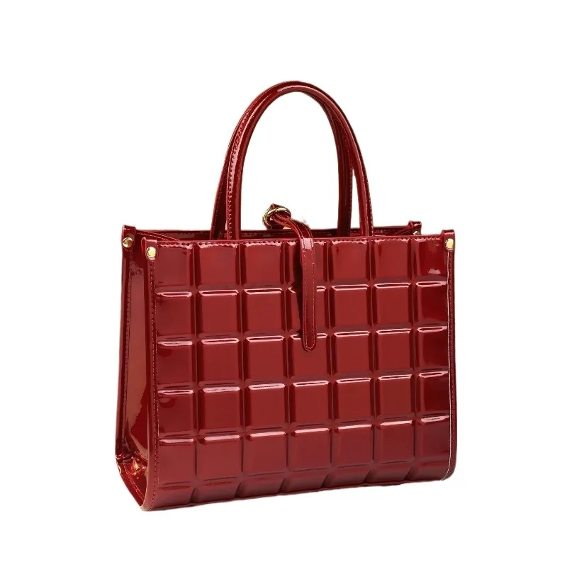 

Solid color minimalist texture women's handbag 2026 new plaid shoulder crossbody bag