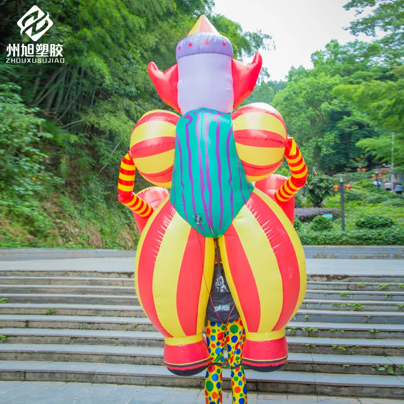 

Индивидуальные надувные воздушные модели клоуна подходят в качестве декоративного реквизита для праздничных веселых вечеринок на открытом воздухе в торговых центрах.