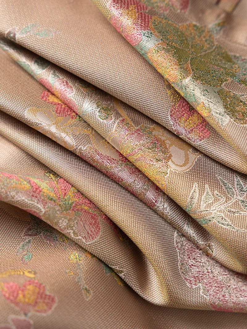 معطف نسائي موضة خريف 2025 جديد متعدد الاستخدامات مريح 100% من حرير التوت الطبيعي أغنية مطرزة برقبة دائرية وأكمام طويلة