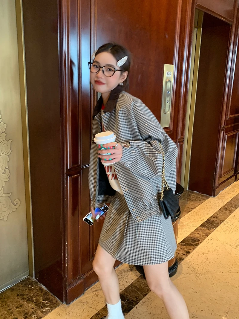 

Модный комплект из двух предметов: юбка А-силуэта в клетку и топ на пуговицах из смесового хлопка для женщин, весенний повседневный стиль для работы и отдыха