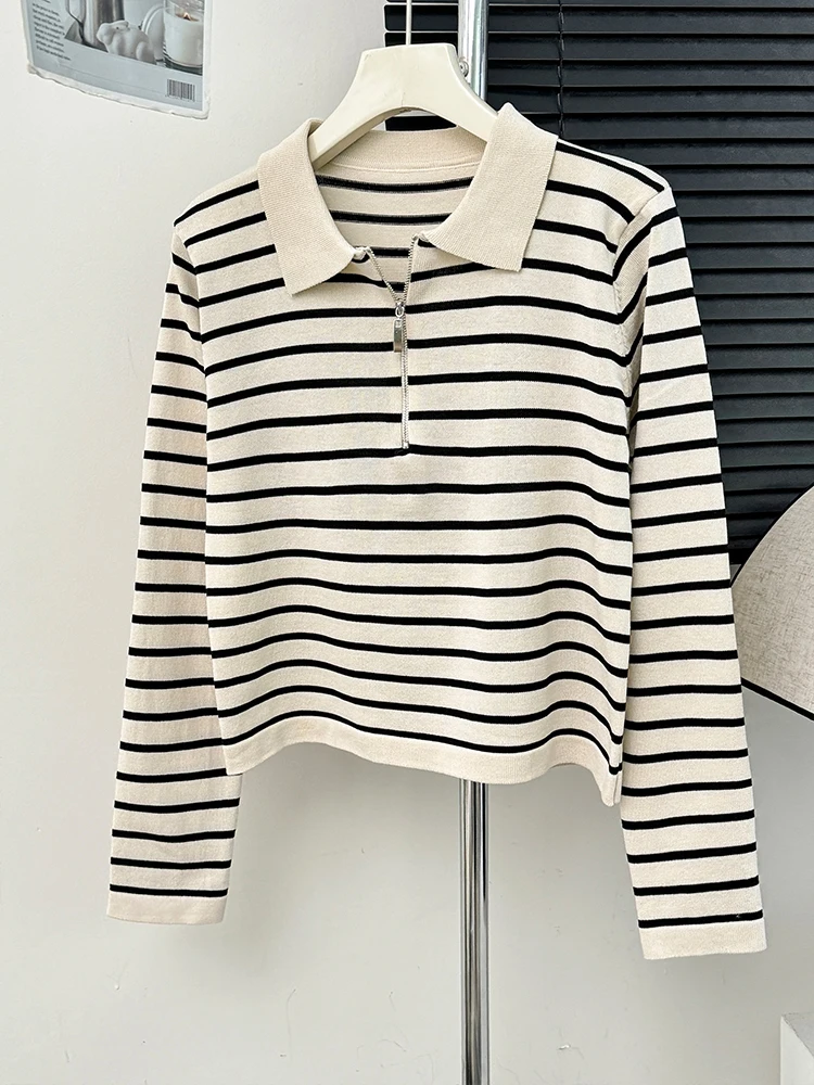 2024 New Retro Contrast Striped T-shirt For Women Autumn Winter Long Sleeved Lapel Knitwear Loose Zipper Female Bottoming Tops