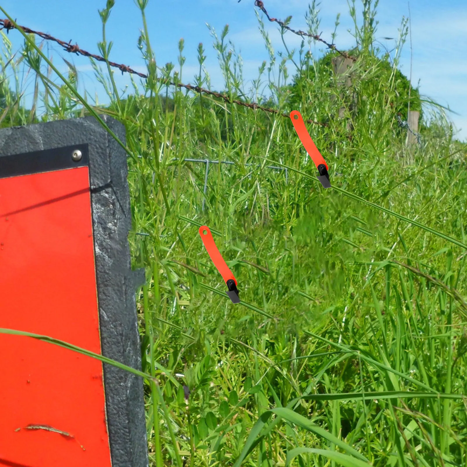 

12 Pcs Fluorescent B Clips High Visibility Durable PVC Reflective Trail Markers Camping Accessories Glow Clips for Archery Night