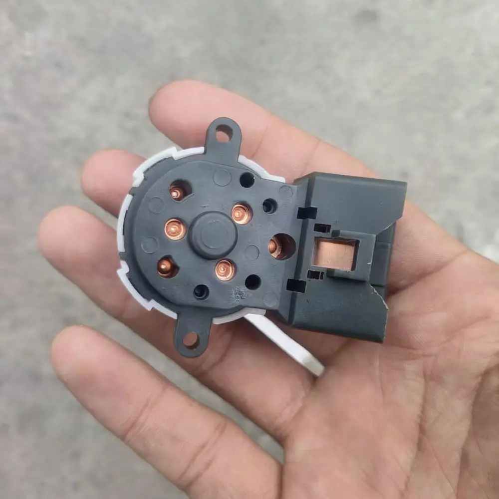Car Starter Ignition Switch Base For Kia Hyundai 931101R000 Engine Lock Cylinder Replacement Automotive Assembly view 3