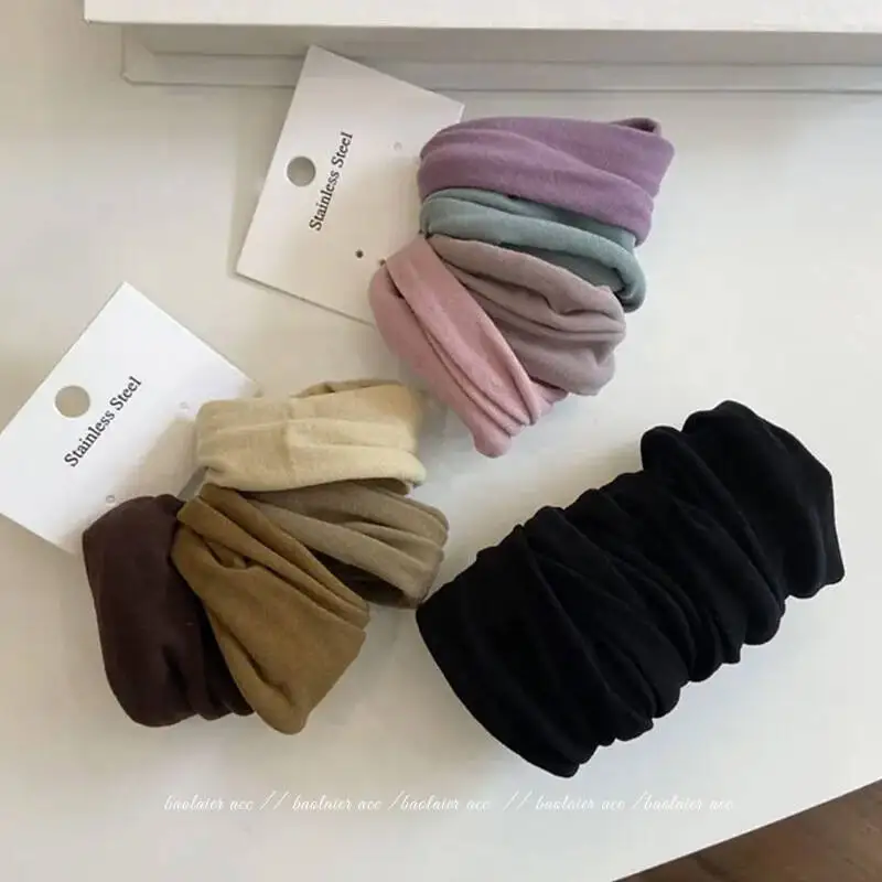 Thumbnail 2 - #32 Best Scrunchie Hair Ties to Buy In 2026