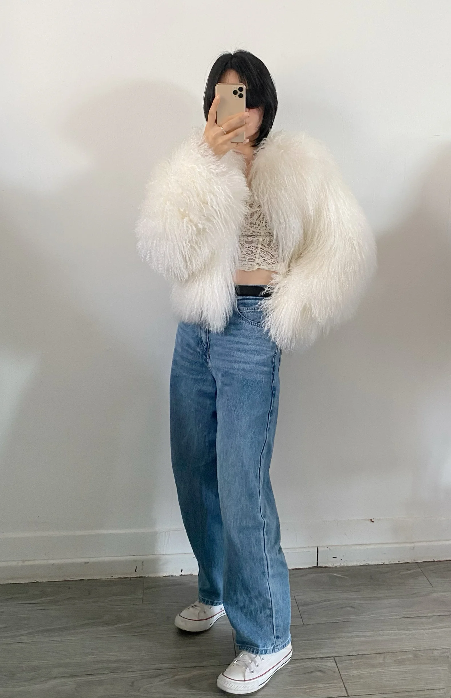 Рисунок 4 - Зимняя женская шуба из натурального меха