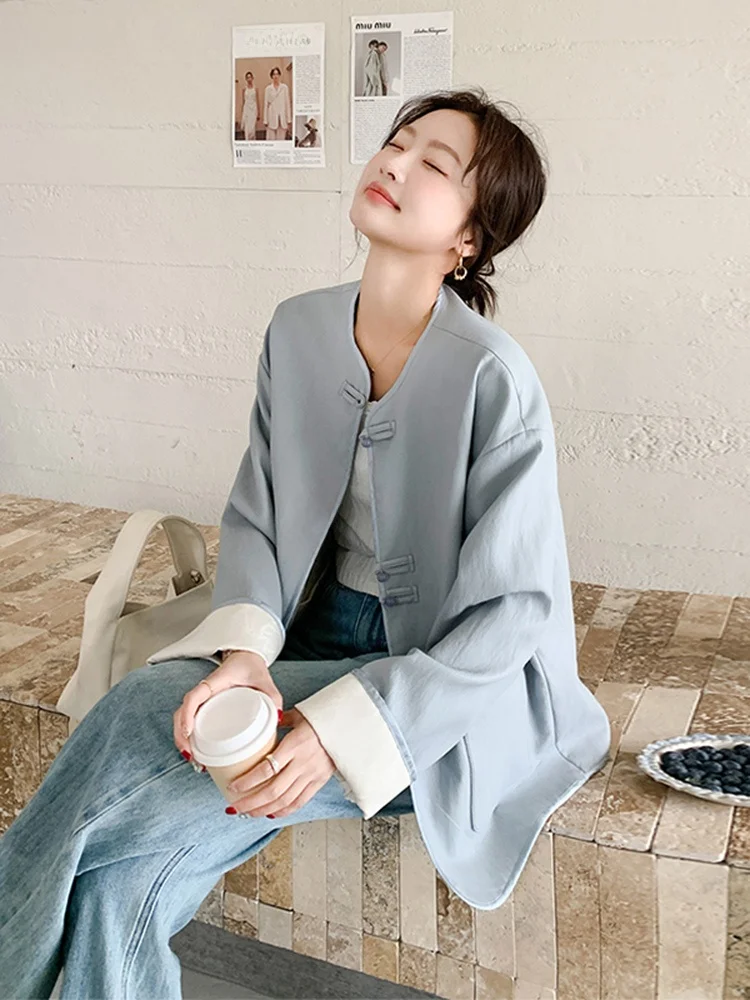 新作中国風スレ両面着用可能レザー風ジャケット レディースコート ボタンデザイン 秋2025 おしゃれキルティングコート