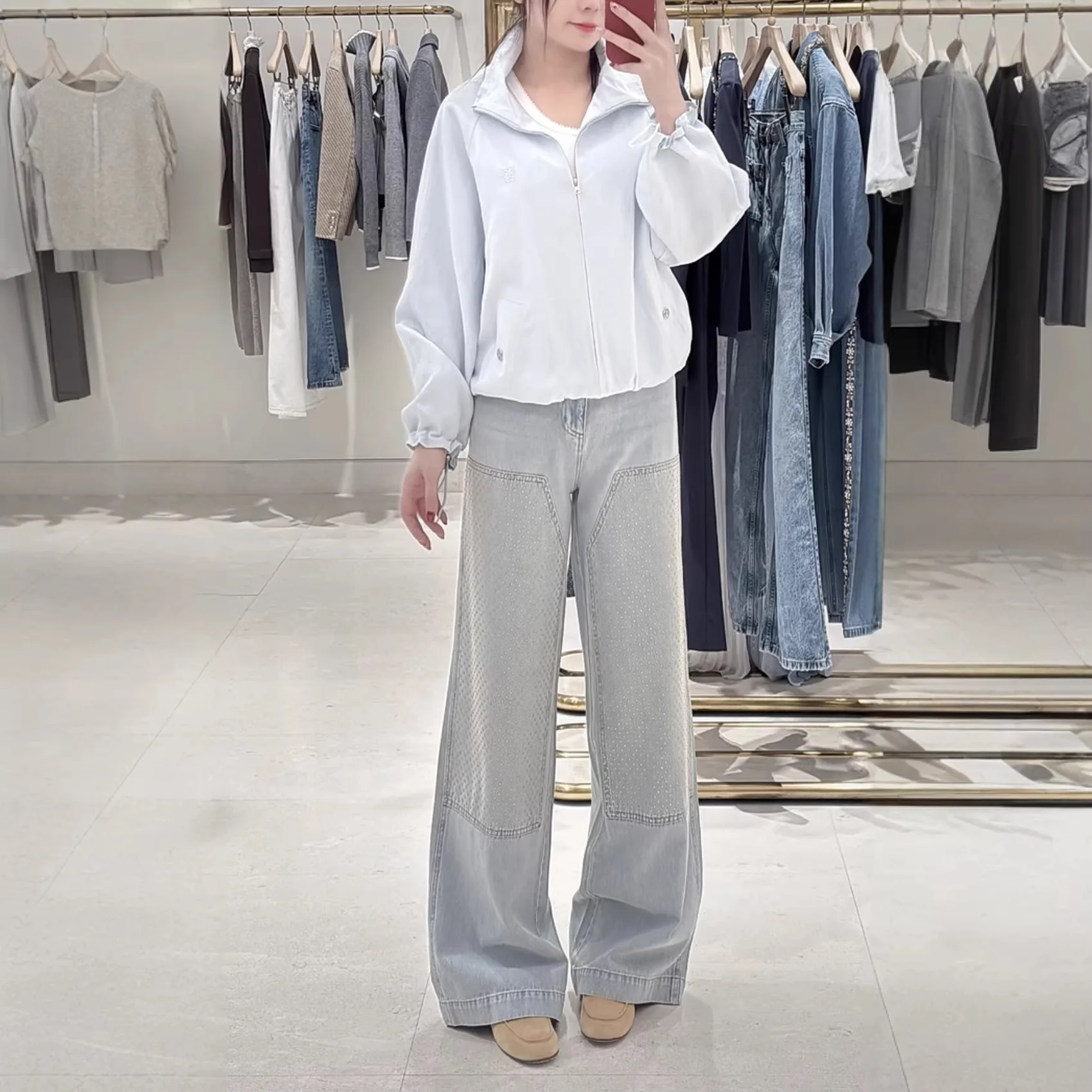 

Women Imitation Diamond Decoration Vintage Jeans Loose High Waisted Straight Leg Fashionable Pants 2026 Spring New