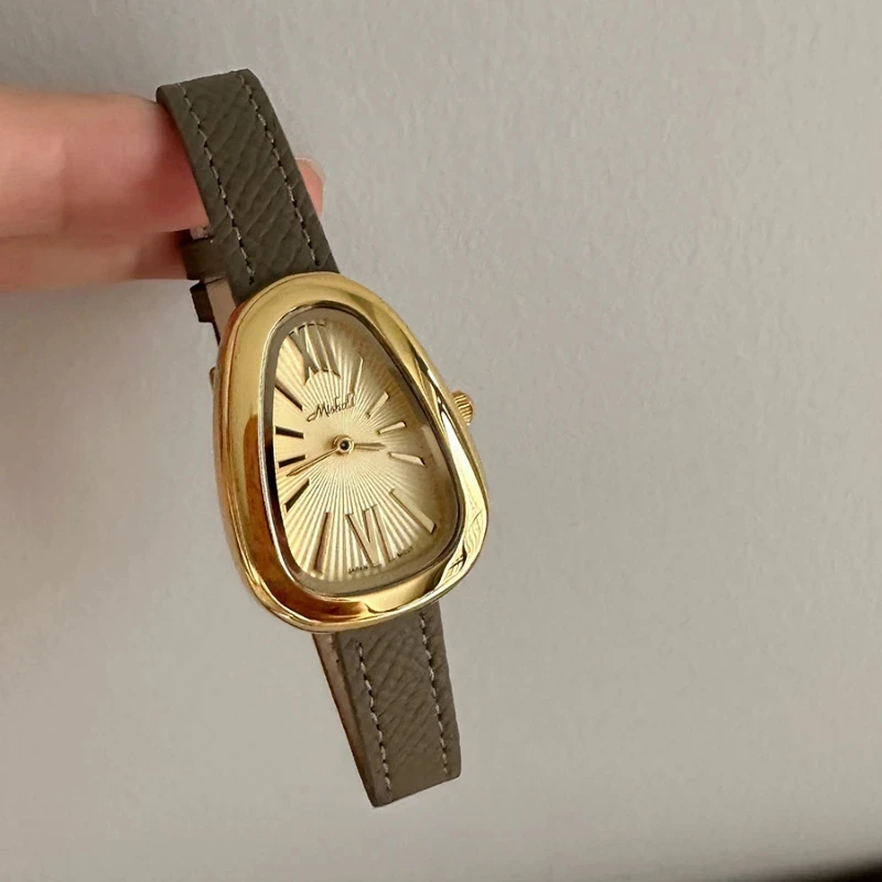 Montres en cuir à quartz pour femmes, montre-bracelet créative pour dames, marque de luxe, haute qualité, salle, cadeau, nouveau