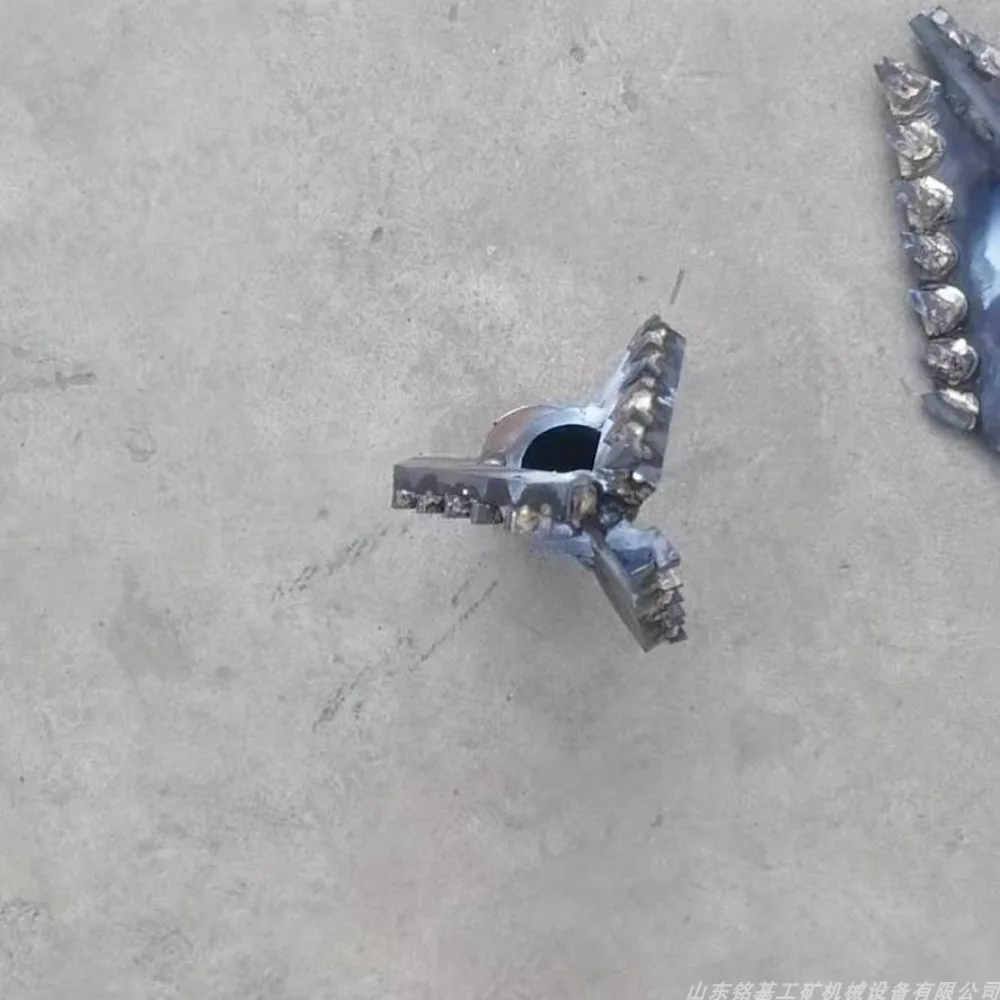 Small Water Well Drill Bit 3 Wing Alloy for Soil Sand 1 Inch Rod