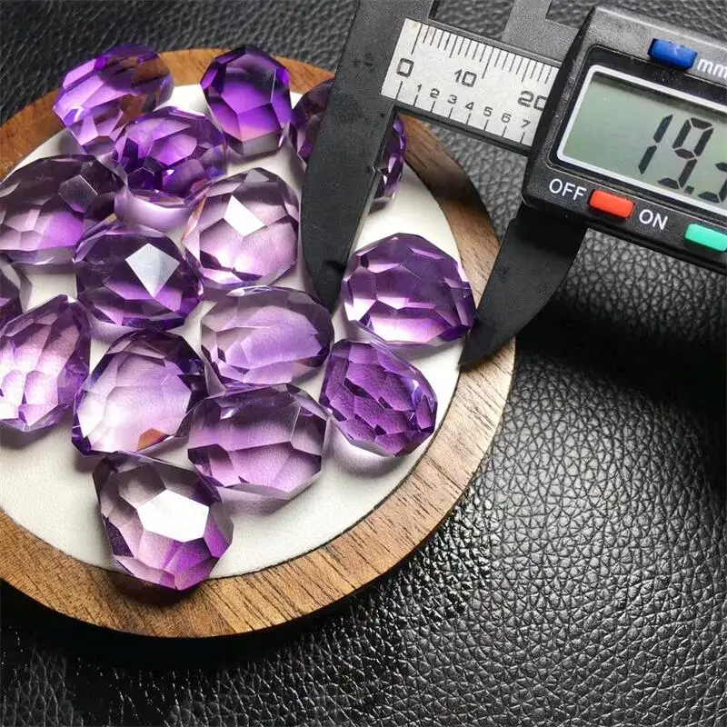 

Natural Faceted Pendant Amethyst Crystal Carving Polishing Mature Charm Jewelry Birthday Present Holiday Gift 17-19mm