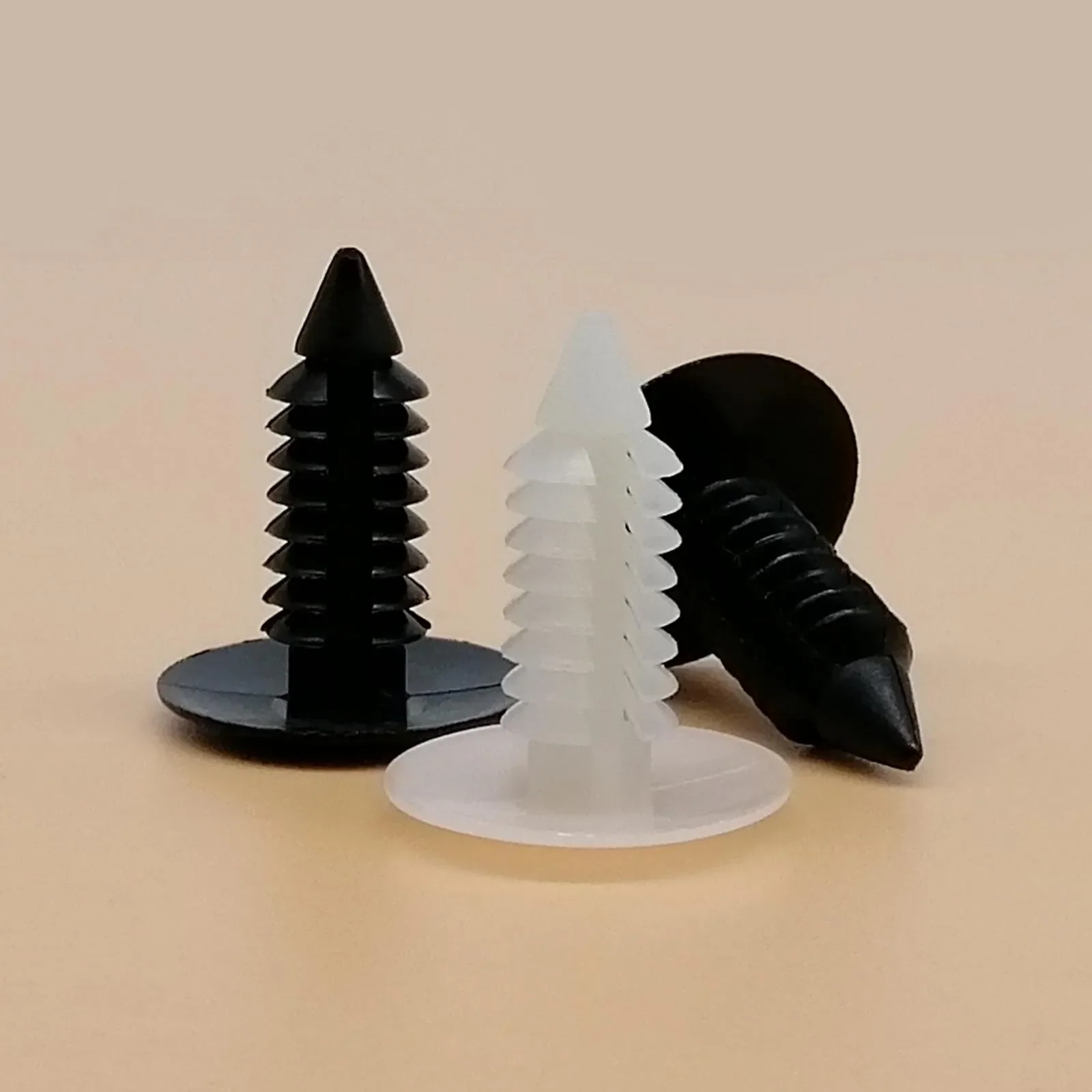 10pcs Car Fender Bumper Shield Retainer Auto Fastener Fit Push Snap In Nylon Plastic Rivet Clip Lock for 5.5-7mm Hole