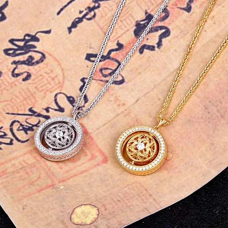 S925 الفضة الاسترليني ثمانية الكنز البوصلة قلادة قلادة مجوهرات فضية دائرية لعيد الميلاد عيد الحب