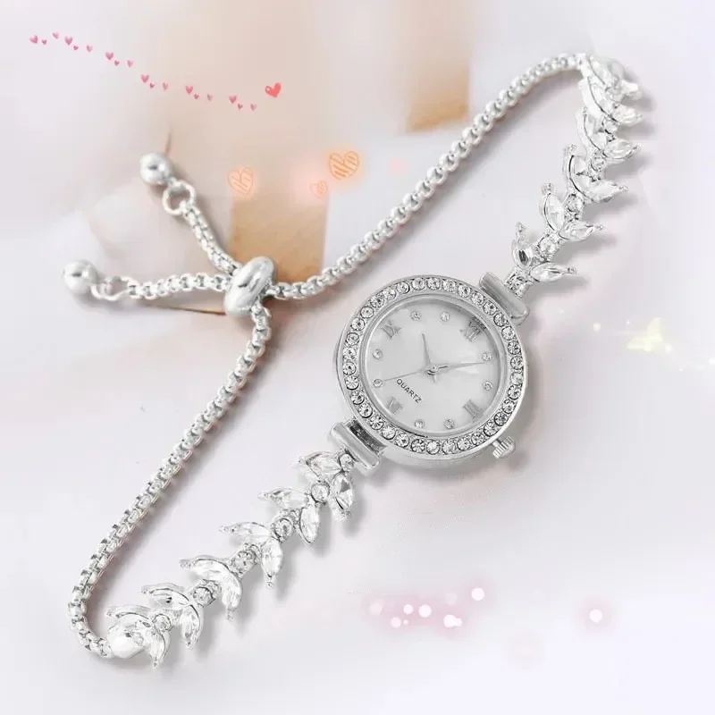 Damesmode armbandhorloge Gouden Reloj Kleine wijzerplaat Quartz Vrije tijd Populair polshorloge Uur Vrouwelijke dames Elegante Relogio Klok