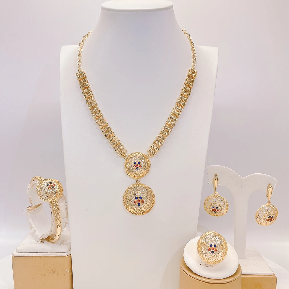 

Classic Gold-Plated Jewelry Set for Party and Evening Wear Lightweight Four-Piece Jewelry Set