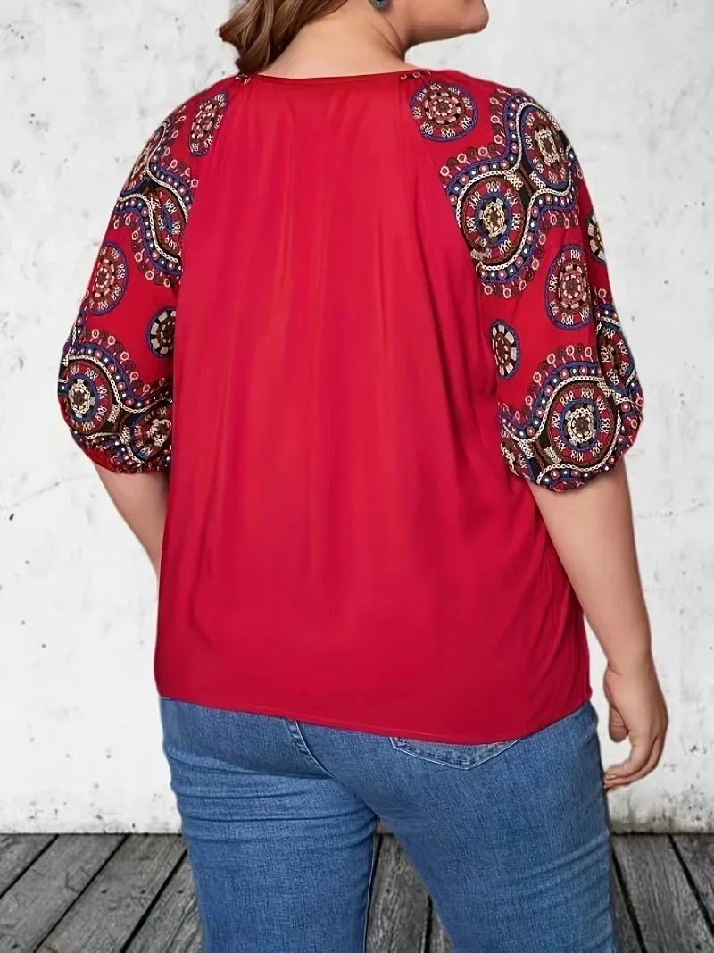 Damska koszulka Plus Size 1XL-5XL Casual Wygodna luźna koszulka z nadrukiem Modny top z okrągłym dekoltem Wszechstronny T-shirt