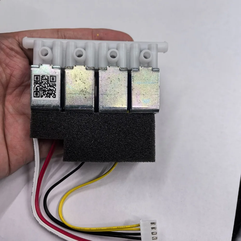 4-Way 1 in 4 out DC 12V Normally Closed N/C Micro Electric Solenoid Gas Air Valve For Car massage chair cushion
