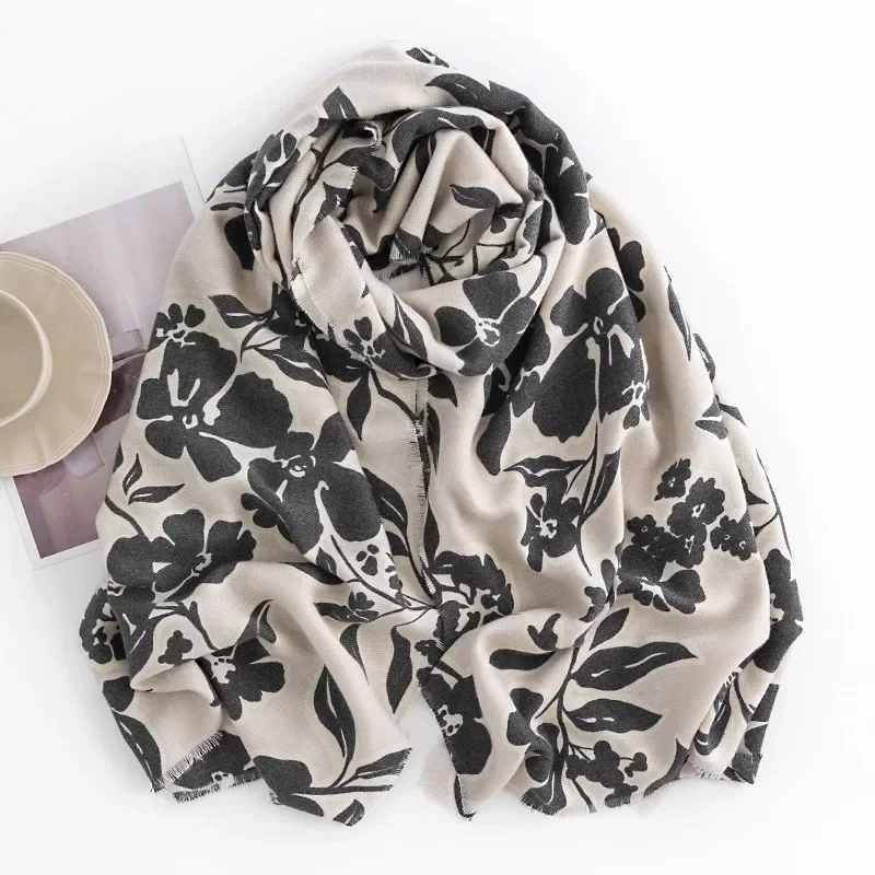 Fashion Printed Pattern Scarf for Women Winter Cold Resistant Neck Protection Elegant Soft Warm Shawl Clothing Accessories Gift