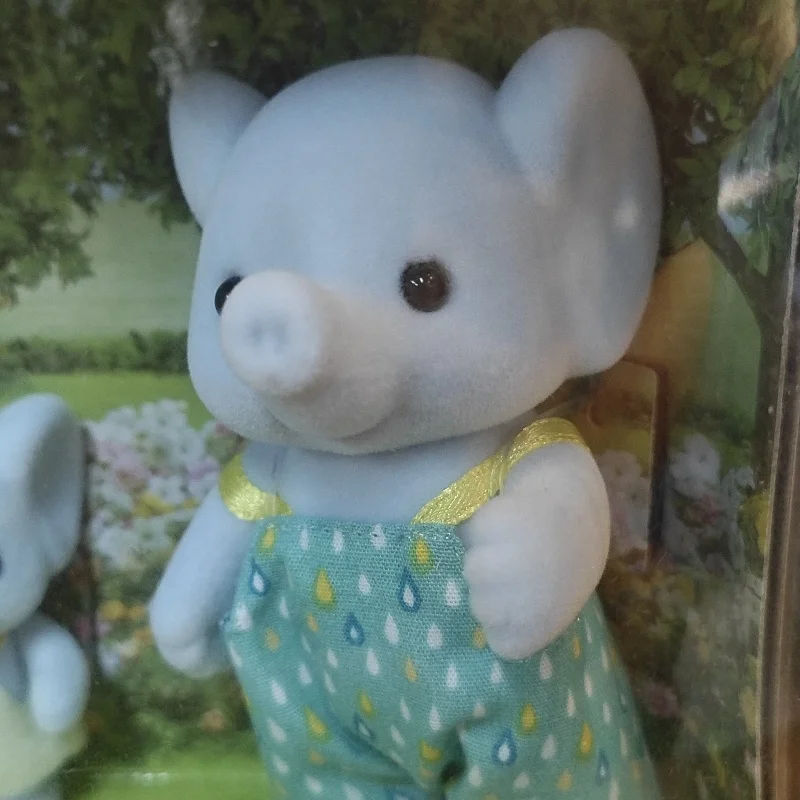 シルバニアファミリー カリコクリッターズ 女の子向けおもちゃ ミニチュアアニメフィギュア 人形 子供のおもちゃ 誕生日プレゼント 象の家族