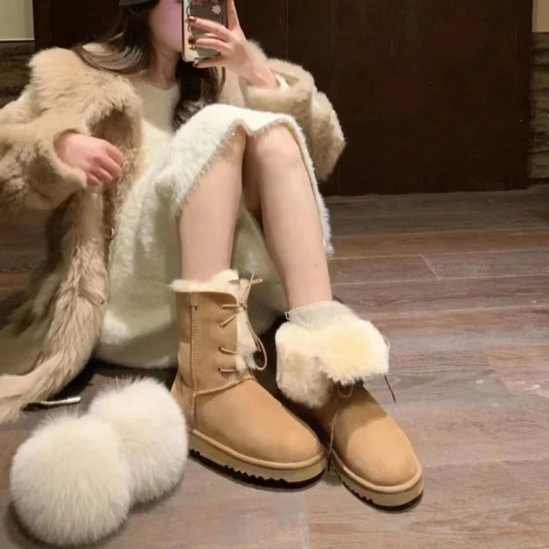 2023 new fur one-piece snow boots star goddess two wear Martin boots to keep warm outdoor non-slip thickened snow shoes women's