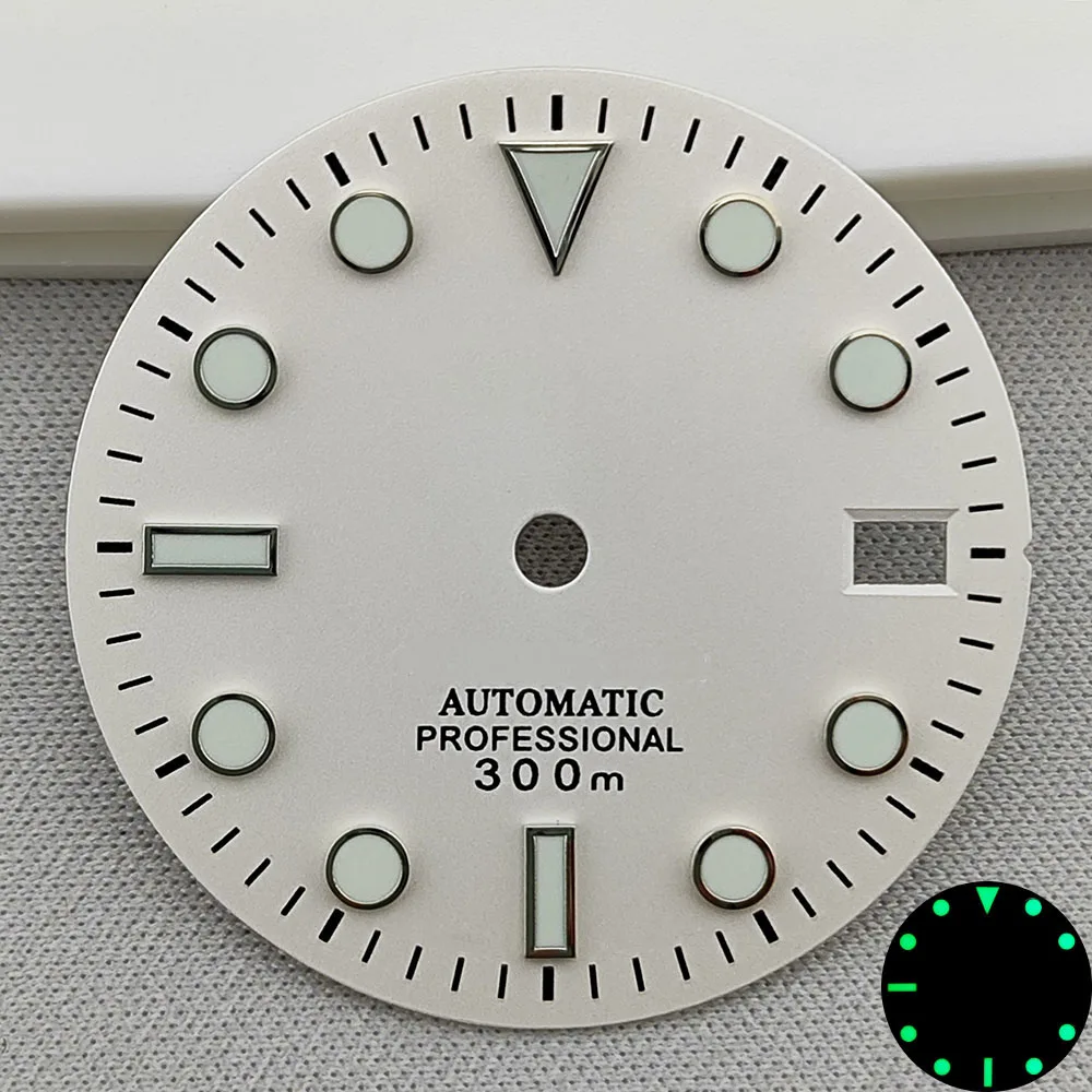 Quadrante NH35 da 28,5 mm quadrante S quadrante verde illuminato adatto per accessori per orologi con movimento NH35