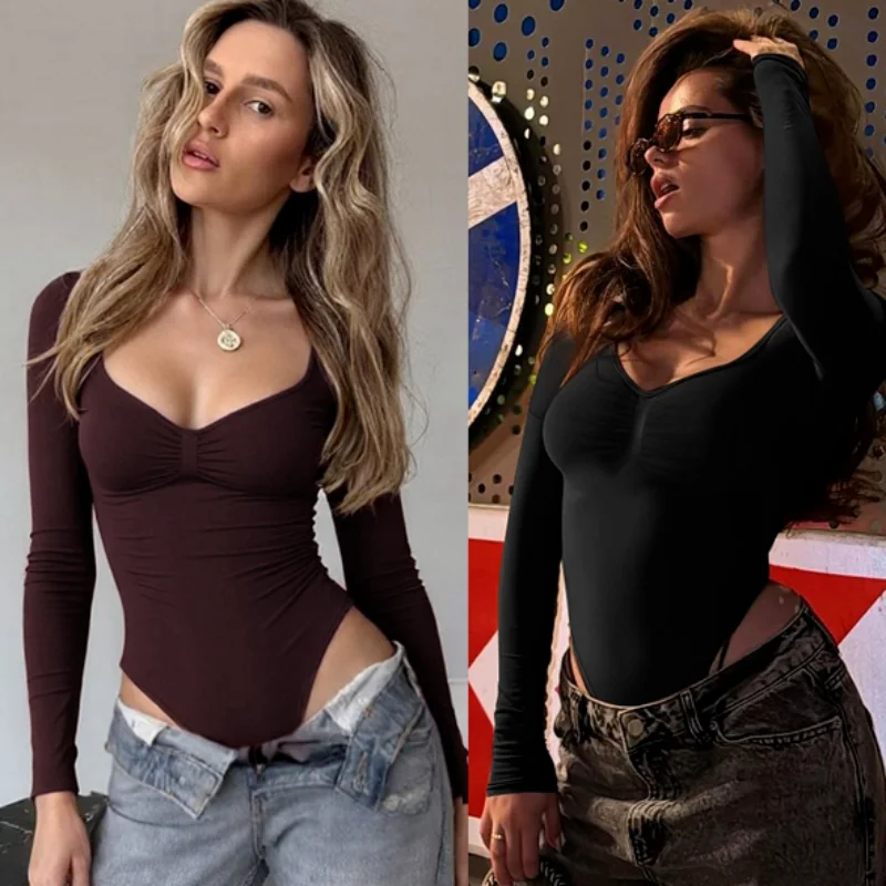 

Осенне-зимний женский костюм из полиэстера: облегающая футболка с длинным рукавом кофейного цвета и топ с высокой талией