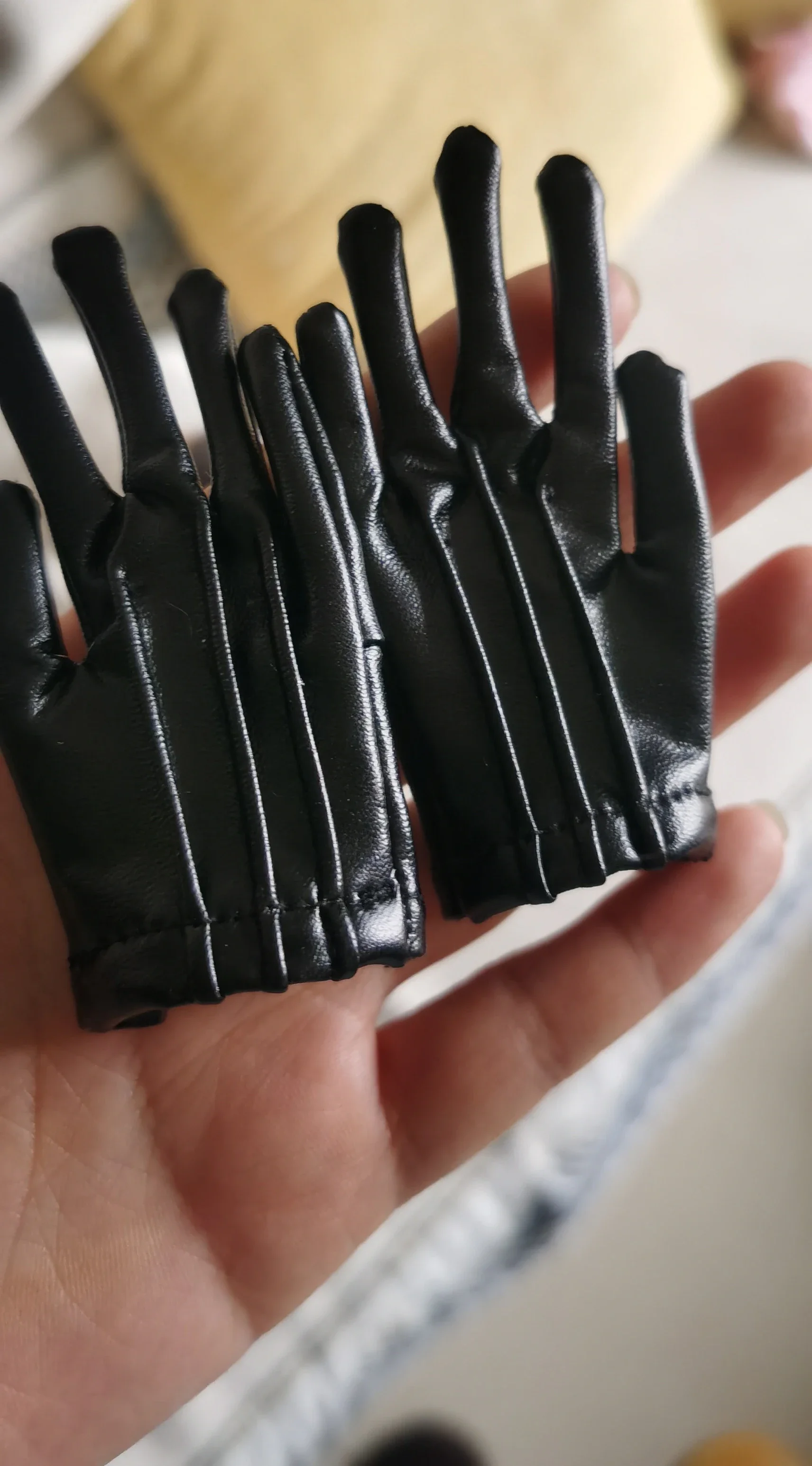 

D04-A376 Детская игрушка ручной работы, аксессуары для кукол Uncle ID75 POPO68 Dragon73 Hid AM77 MSD, крутые перчатки из искусственной кожи для кукол BJD/SD, 1 шт.