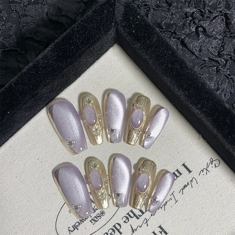 

10pcs/bag Gold Metallic Light Purple Cat Magnetic Medium Coffin Handmade Press On Nails Daily Style Detachable False Nails