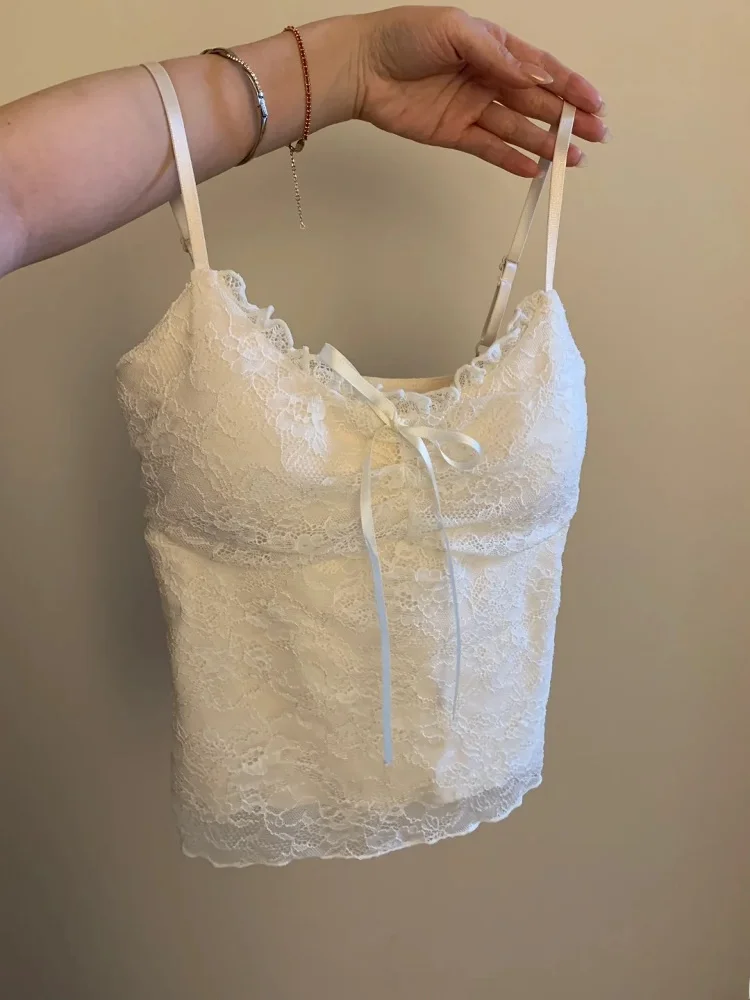 Weißes Spitzen-Crop-Top für Damen, Innenbekleidung, Sommer mit Brustpolster, Anti-Licht-Oberbekleidung, sexy Ba-Weste, ort Sle Commute Faion