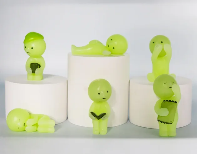 Serie Nachtleuchtende grüne Puppe Actionfiguren Dekoration Modell Spielzeug Fans Kinder Geschenke – Detail 3