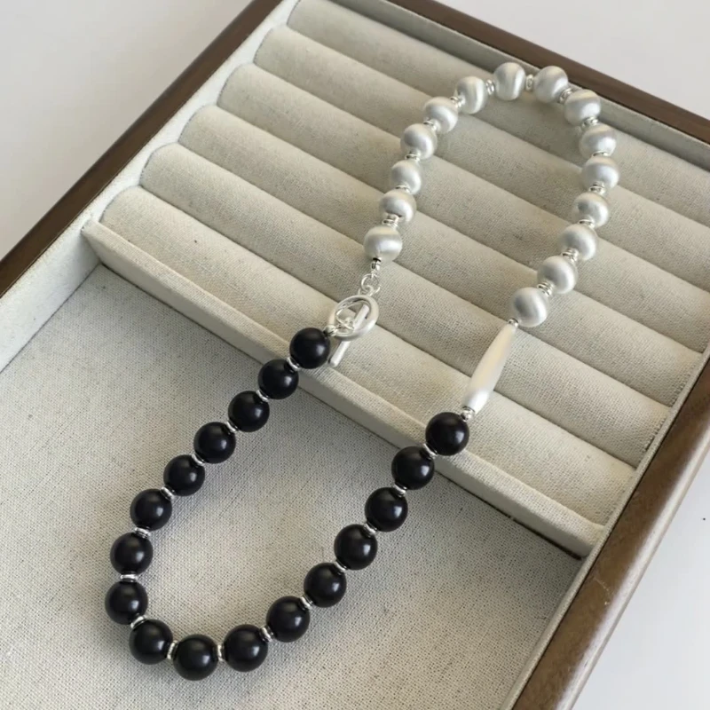 

New French Retro Brushed Patchwork Ebony Hepburn Style Sweater Chain Highend Necklace and Earring Set Party Birthday JewelryGift