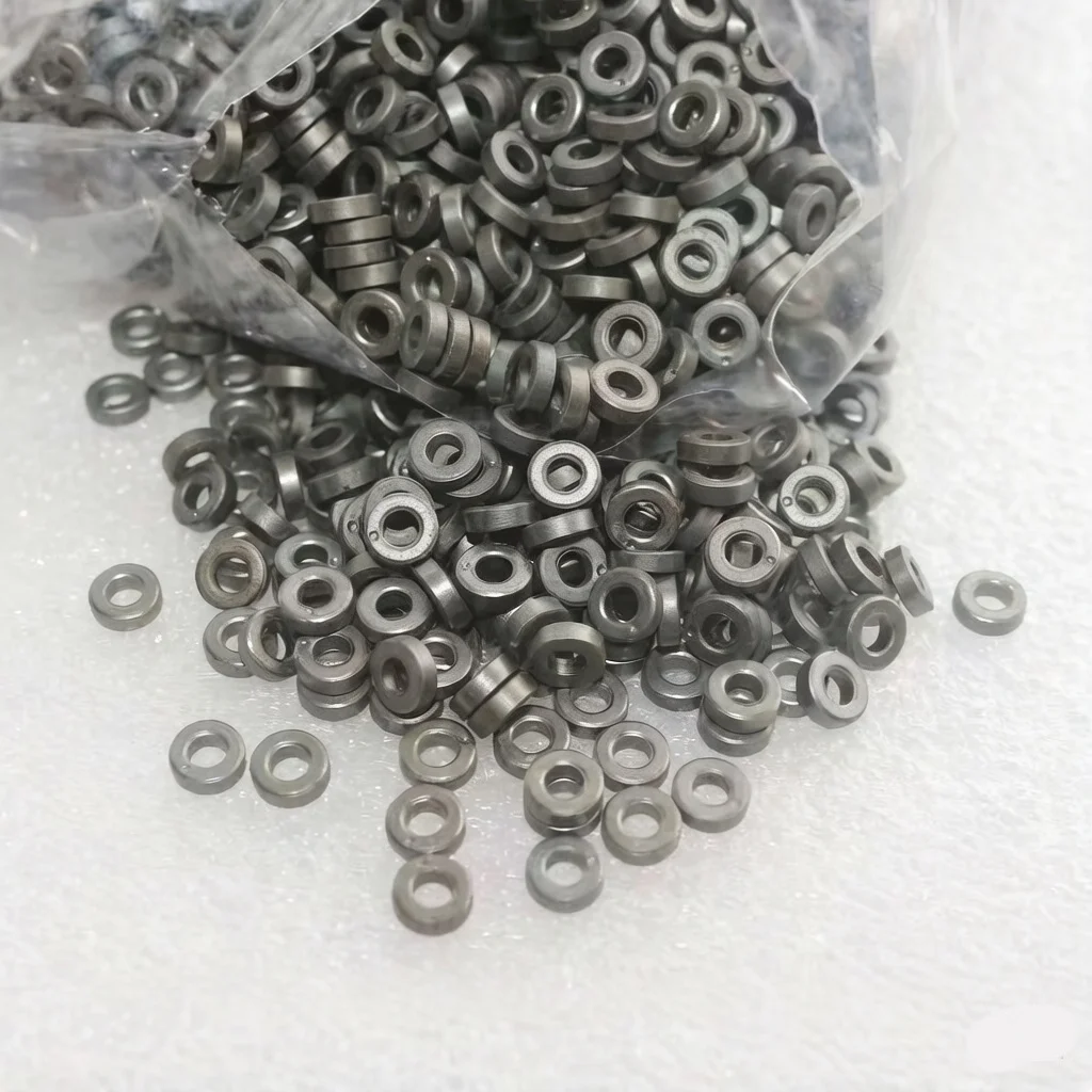 100PCS Magnetic Ferrite Cores Bead Coil Filter Wire 3.05 3.5 3.9 4 5 6 9 10mm Magnetic Hollow Ring Anti-interference