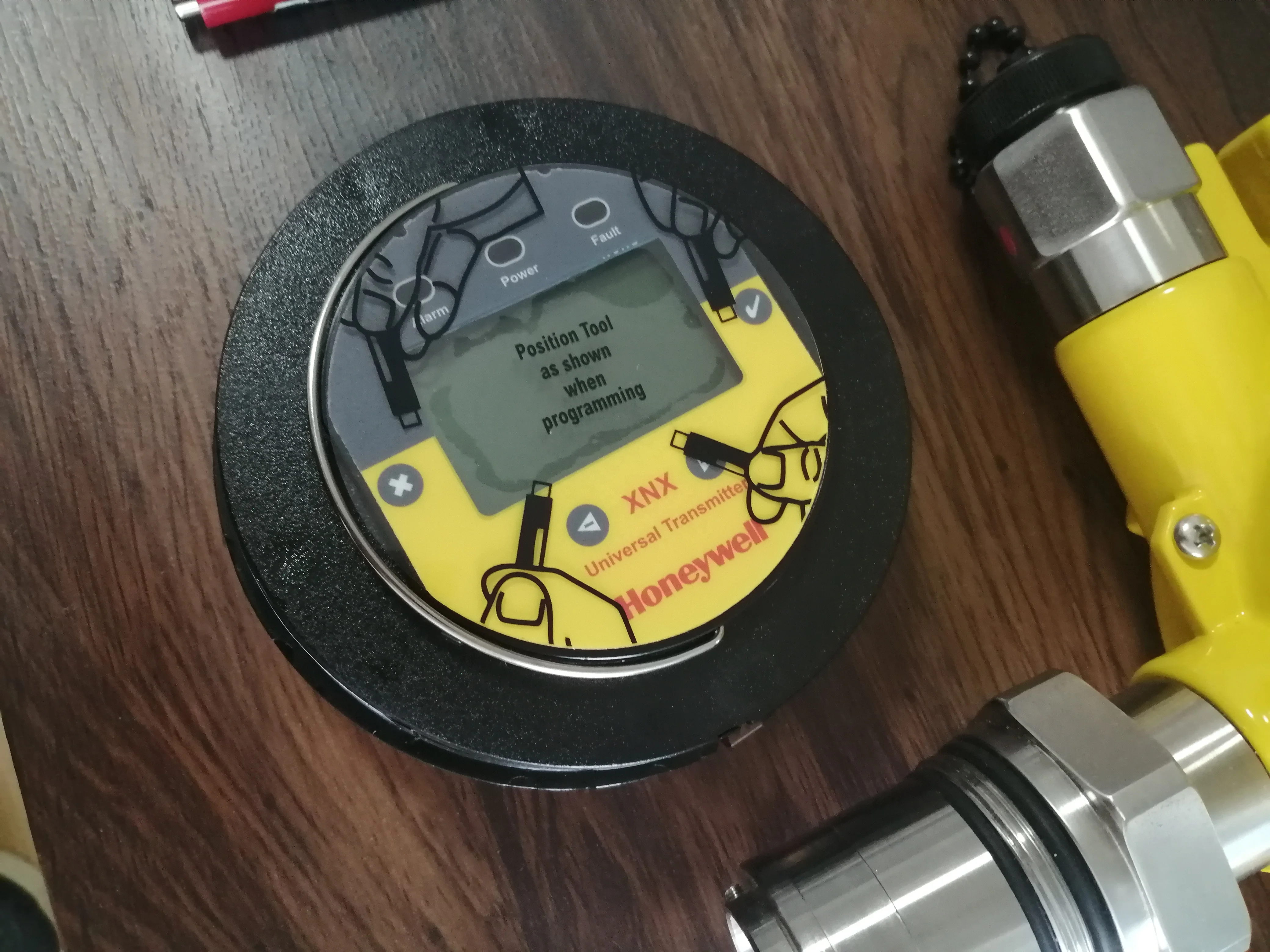 كاشف الغاز xnx جهاز إرسال عالمي مع كاشف الغاز HART EDDL/DTM XNX-RMSE-NHNNN CO CO2 H2 H2S cl2 وLEL هانيويل xnx